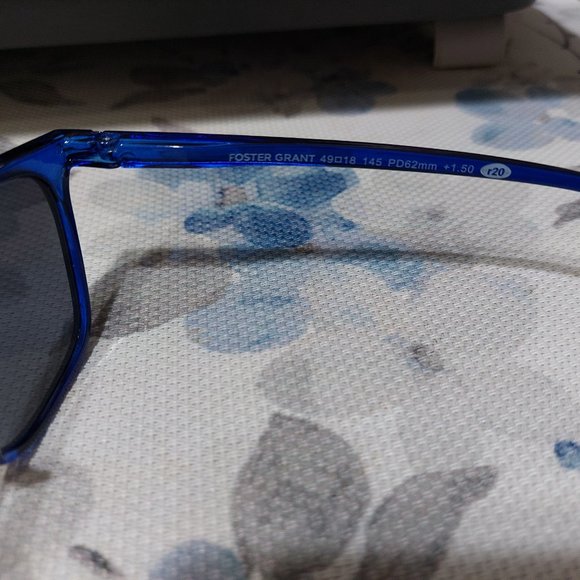 Foster Grant Reading and Sunglass Beautiful Sharp Blue Color+1.50 MS0323 PD 62mm - Picture 3 of 6